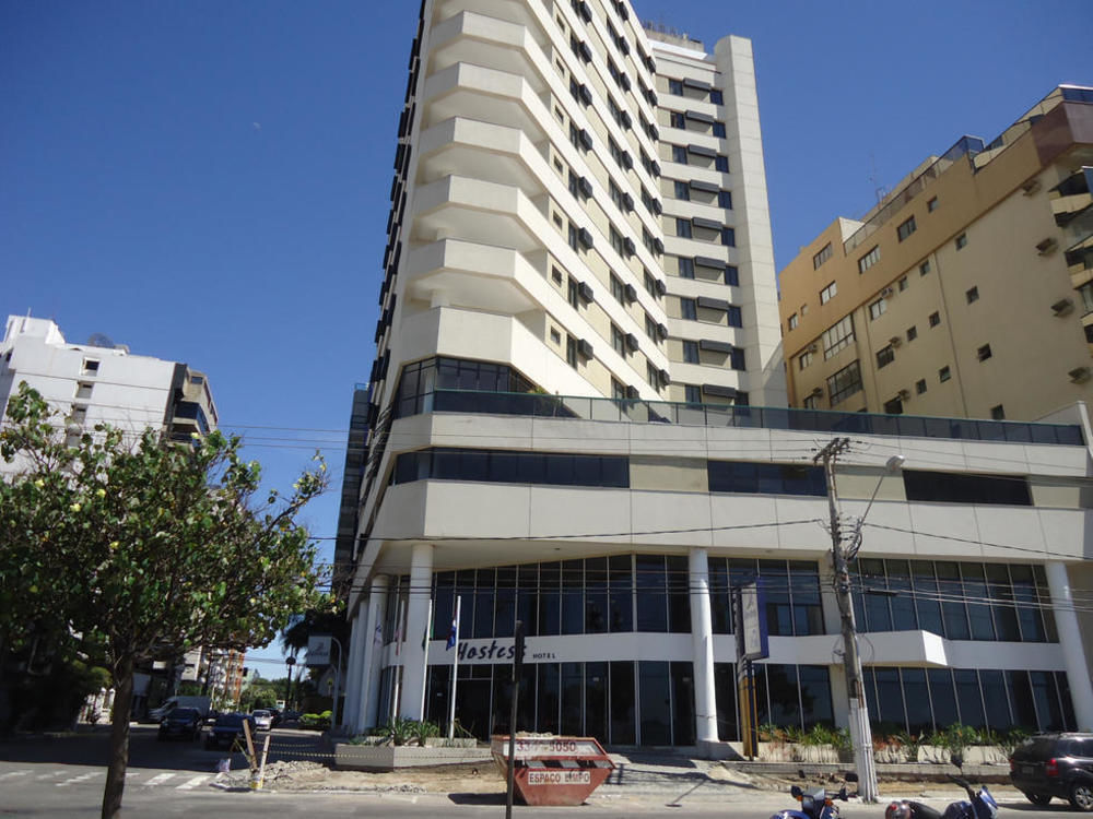 Hostess Hotel 维拉维尔哈 外观 照片
